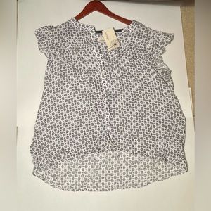 everleigh woman’s blouse white and black